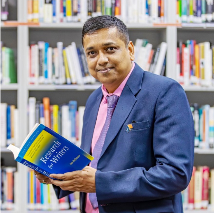 Dr. Debabrata Samanta
